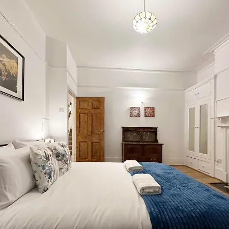 Hannah Place Near Finsbury Park - 4 Double Beds, Ideal For Families, Max 8 People Londres Extérieur photo